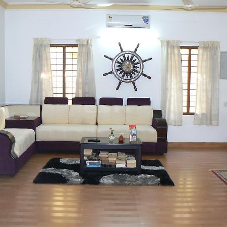 Aroma Home Stay Kochi Exteriör bild