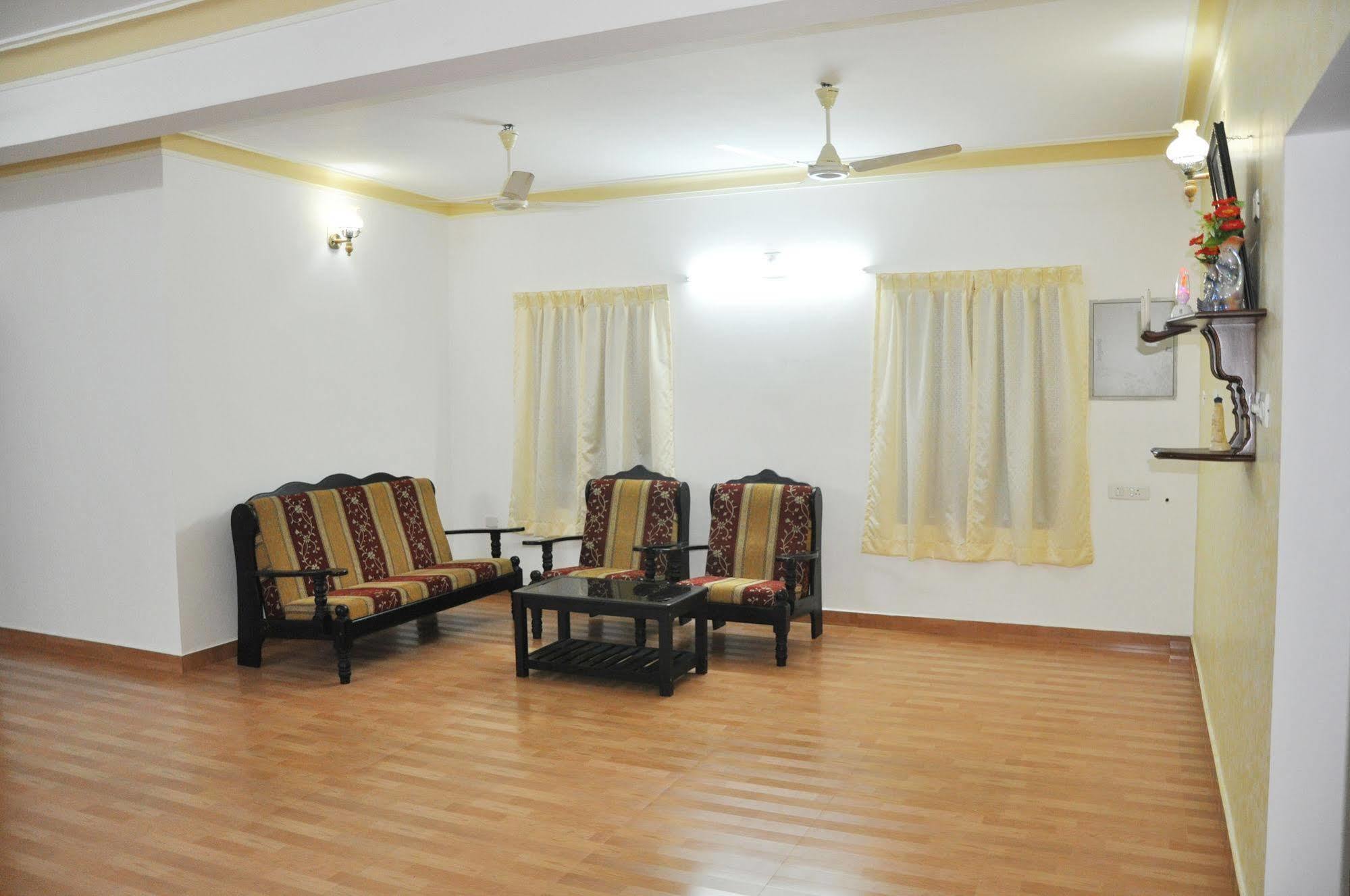 Aroma Home Stay Kochi Exteriör bild
